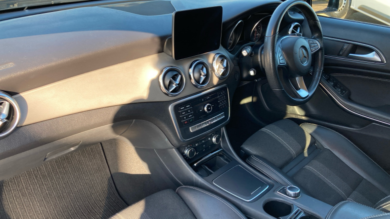 Mercedes-Benz GLA 180 Urban Edition 5dr Auto Petrol Hatchback